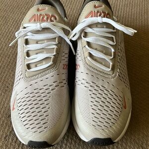 Men’s Nike air max 270’s NWOT!!